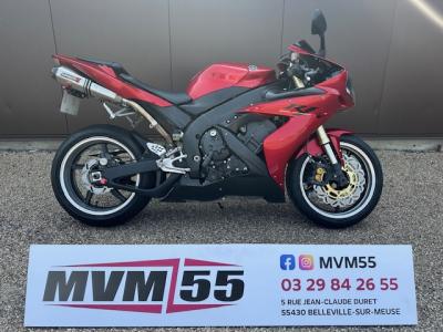 YAMAHA YZF 1000 R1