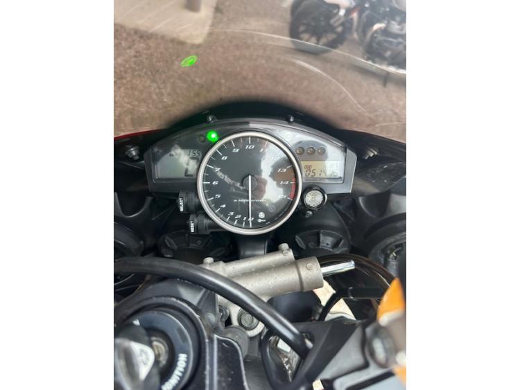 YAMAHA YZF 1000 R1