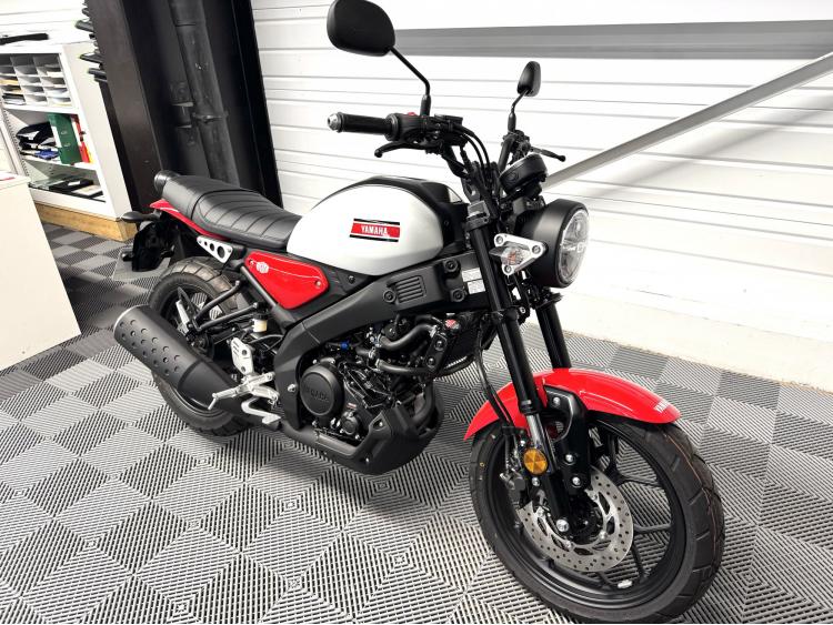 YAMAHA XSR 125 - Garantie 2031 - 