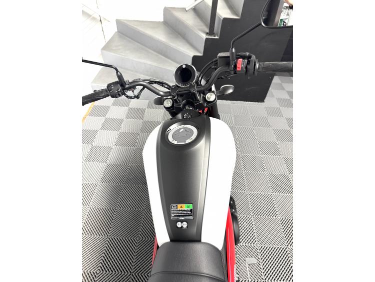 YAMAHA XSR 125 - Garantie 2031 - 