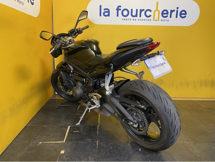 TRIUMPH STREET TRIPLE 660 S A2