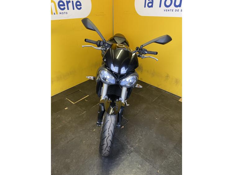 TRIUMPH STREET TRIPLE 660 S A2