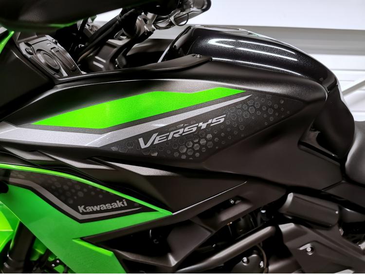 KAWASAKI VERSYS 650 - Eligible au permis A2 - 1ERE MAIN