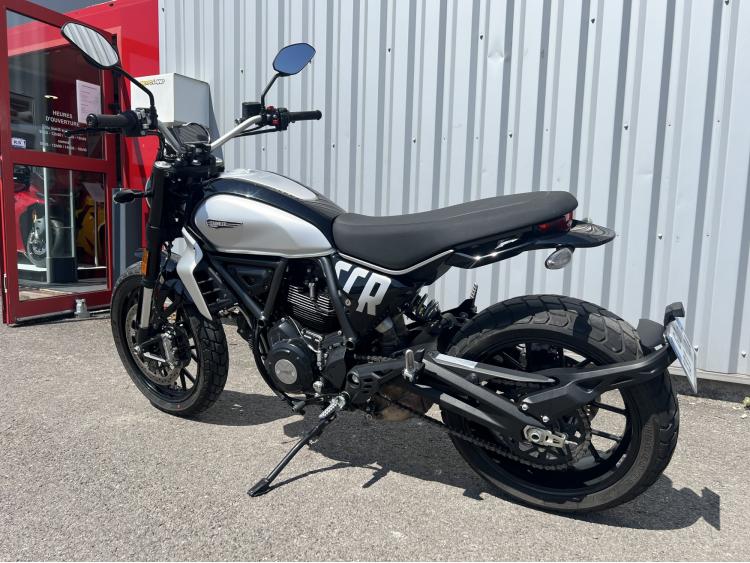 DUCATI SCRAMBLER 800 (A PARTIR DE 124€/MOIS)