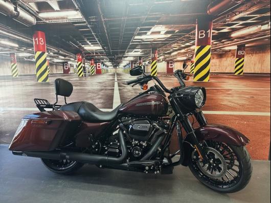 HARLEY-DAVIDSON TOURING ROAD KING 1868 SPECIAL
