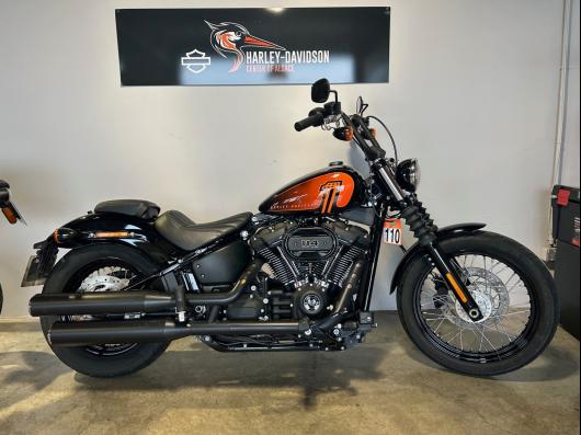 HARLEY-DAVIDSON SOFTAIL STREET BOB 1868