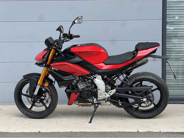 FANTIC 125 STREET STEALTH