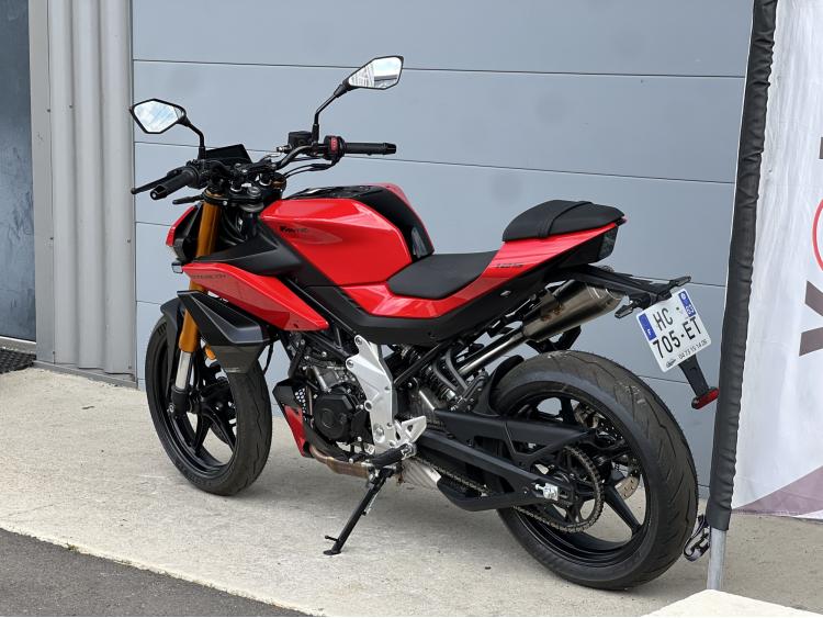 FANTIC 125 STREET STEALTH
