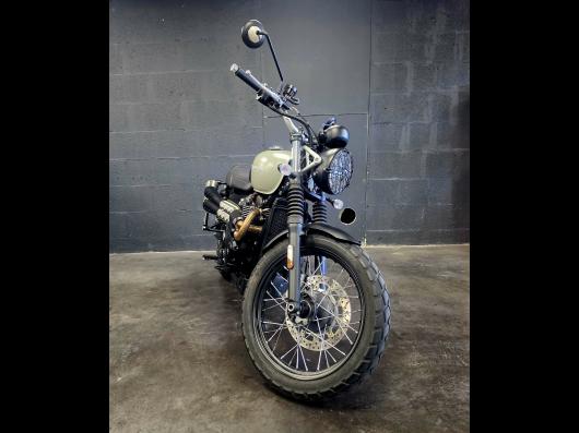 TRIUMPH STREET SCRAMBLER  900