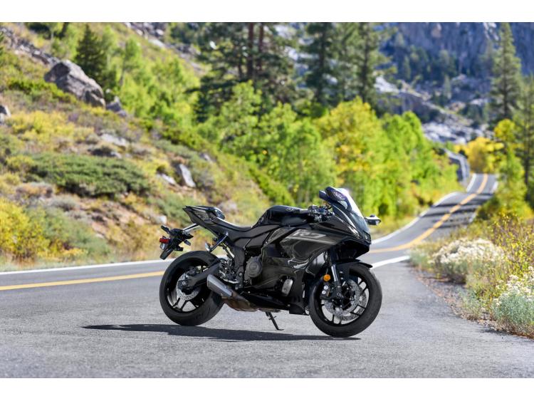 YAMAHA YZF-R7