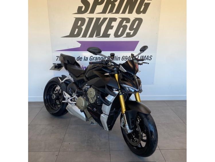 DUCATI STREETFIGHTER V4