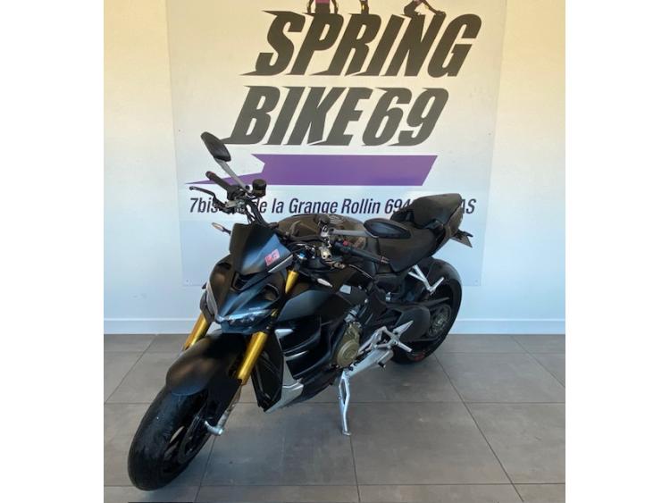 DUCATI STREETFIGHTER V4