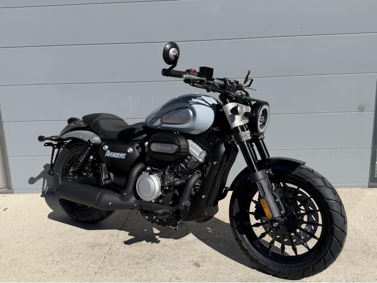 BENDA 125 AVENGERS