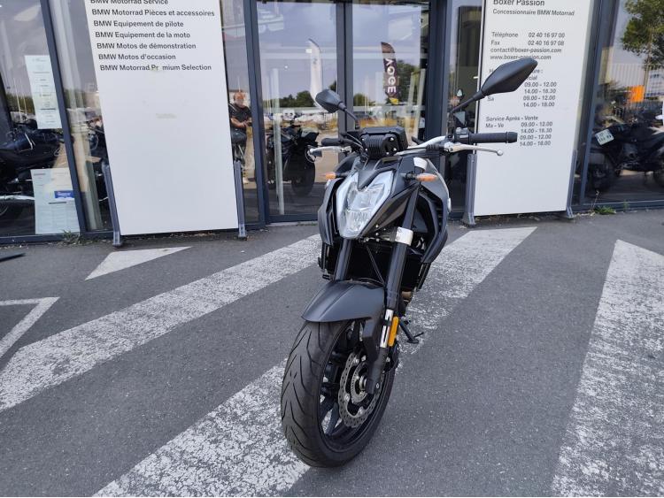 VOGE R 625