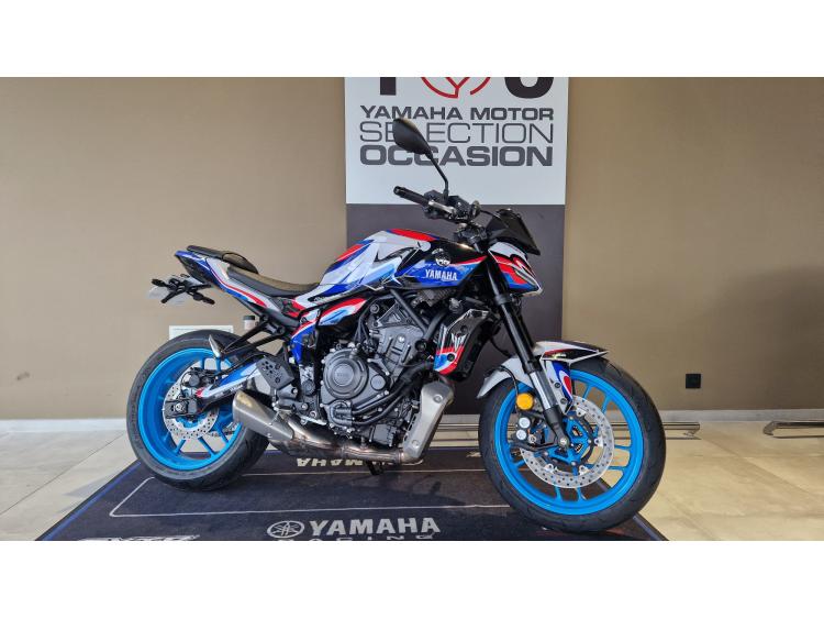 YAMAHA MT-07 (47.5CV) serie moto GP