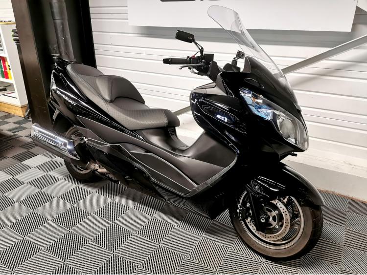 SUZUKI BURGMAN 400 - Eligible A2