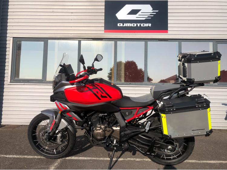 QJ MOTOR SRT 600 SX TOURING BRIDABLE A2