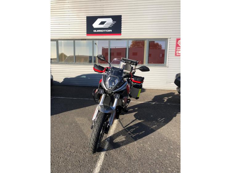 QJ MOTOR SRT 600 SX TOURING BRIDABLE A2