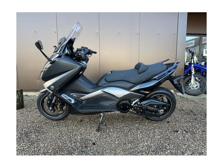 YAMAHA XP T-MAX 530