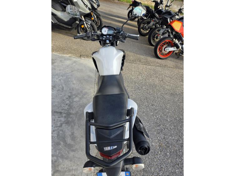 YAMAHA YBR 125