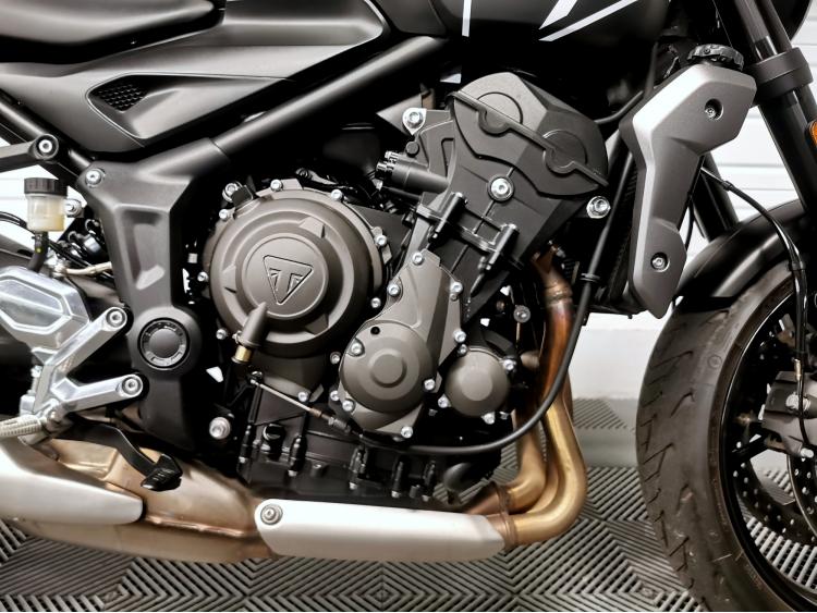 TRIUMPH TRIDENT 660 - Eligible A2 - 1ère main