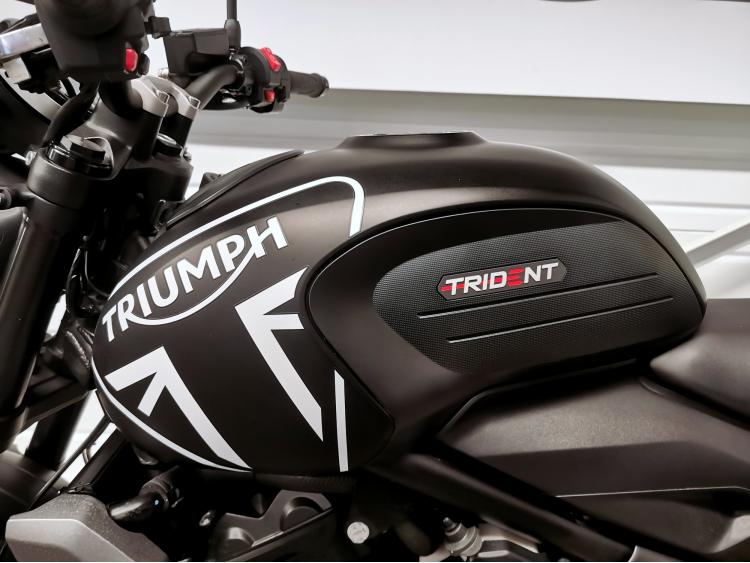 TRIUMPH TRIDENT 660 - Eligible A2 - 1ère main
