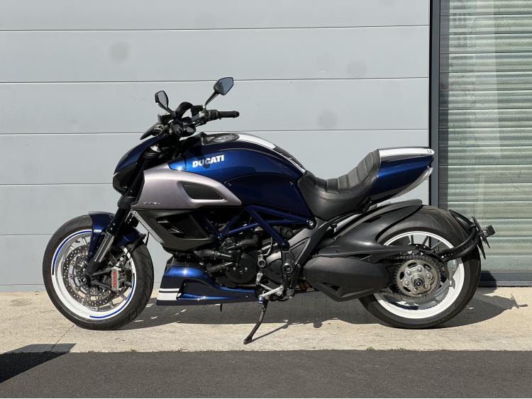 DUCATI DIAVEL 1200
