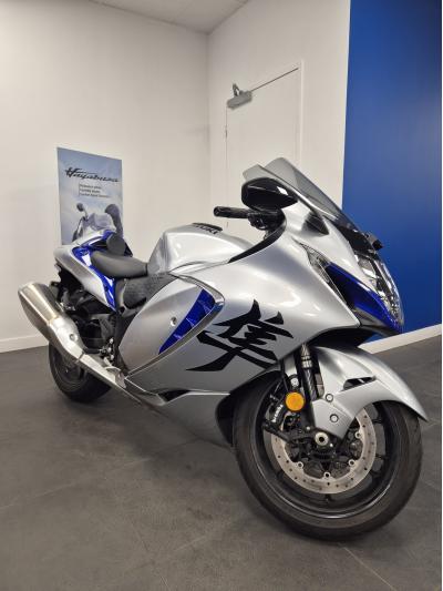 SUZUKI GSX-R 1300 HAYABUSA