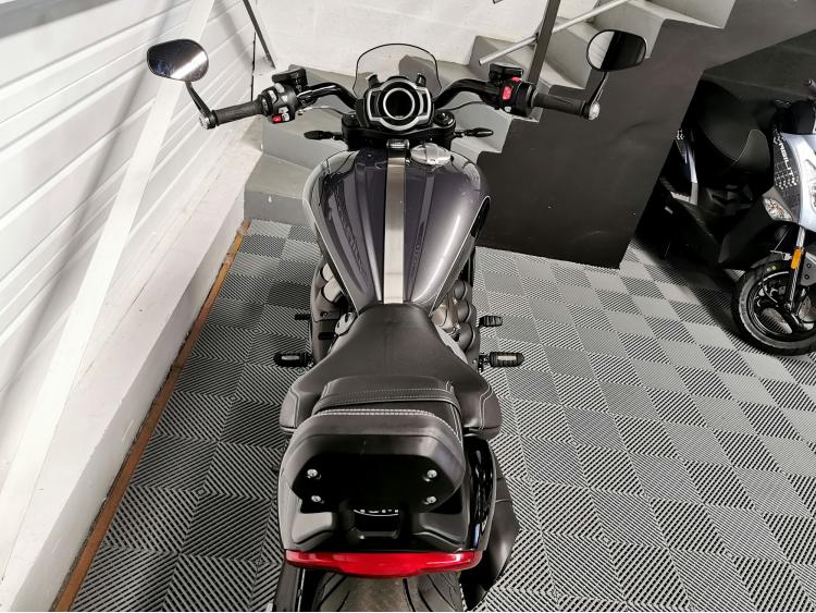 TRIUMPH Rocket 3 GT Storm - 1ere Main