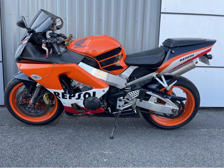 HONDA CBR 1000 RR REPSOL