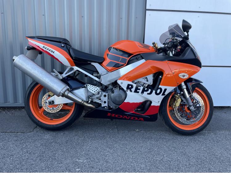 HONDA CBR 1000 RR REPSOL