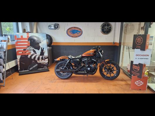 HARLEY-DAVIDSON SPORTSTER IRON 883