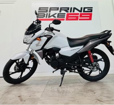 HONDA CB 125 F