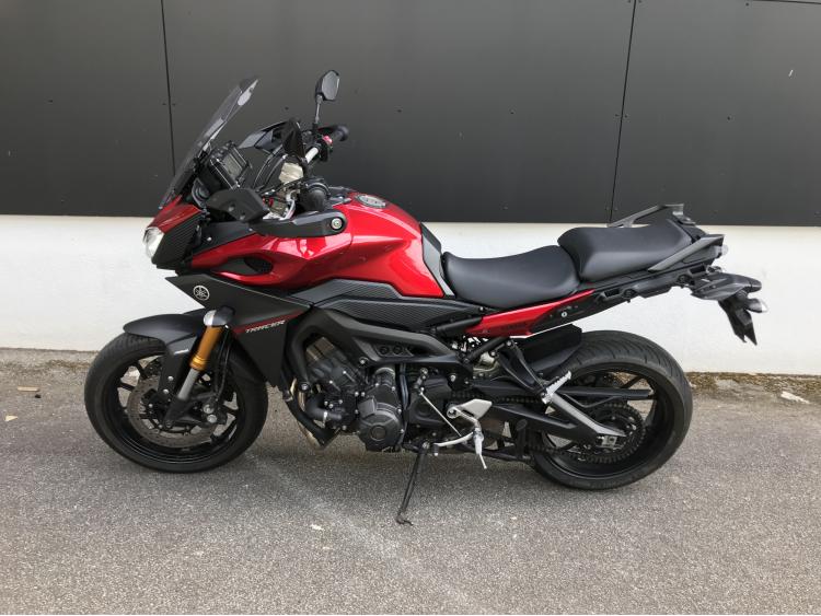 YAMAHA TRACER 900