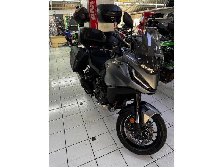 HONDA NT 1100 DCT
