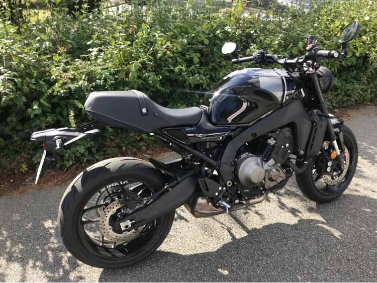 YAMAHA XSR 900