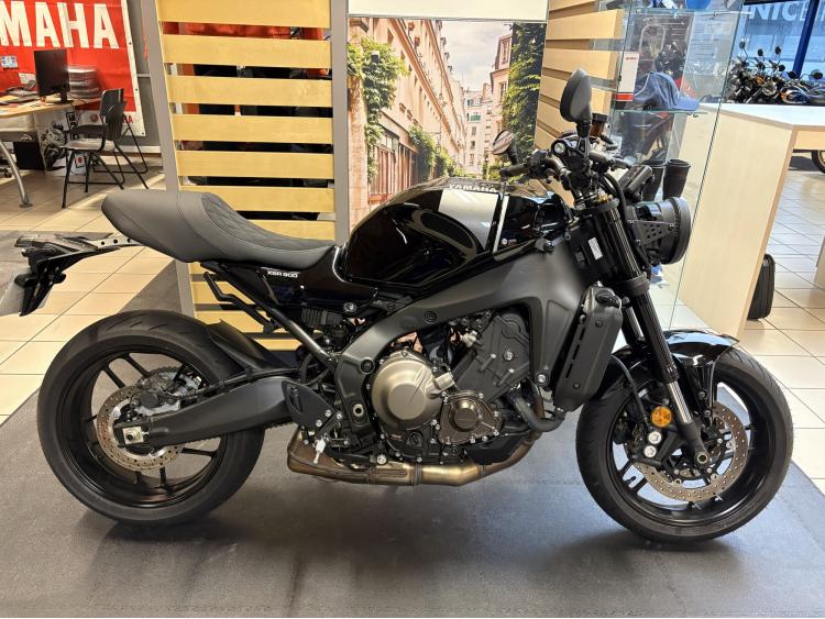 YAMAHA XSR 900