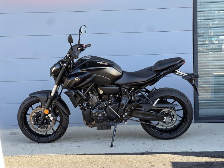 YAMAHA MT-07 - A2