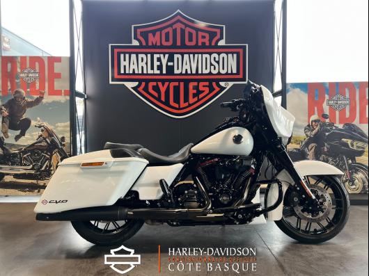 HARLEY-DAVIDSON TOURING STREET GLIDE 1923 CVO 