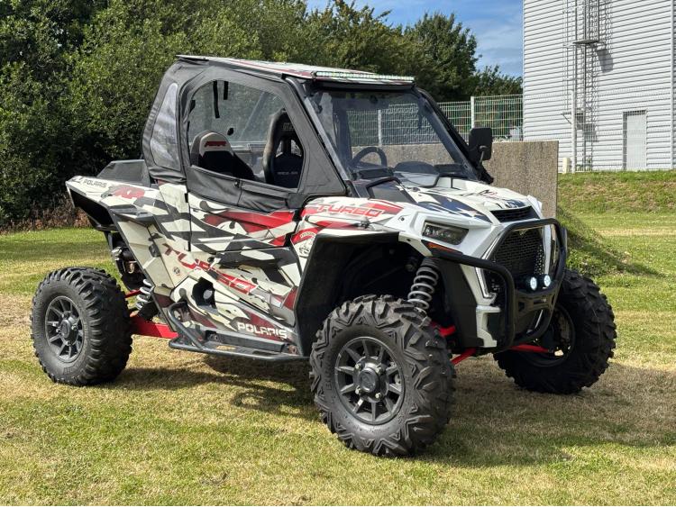 POLARIS RZR 1000 TURBO