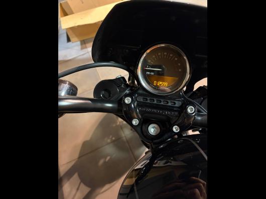 HARLEY-DAVIDSON SPORTSTER 1200 CX