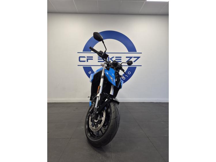 SUZUKI GSX-8S
