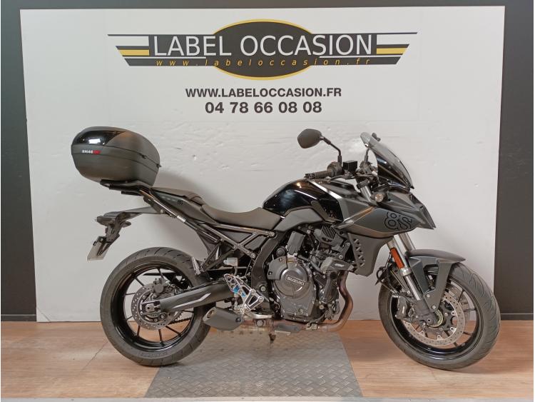 SUZUKI GSX-8S