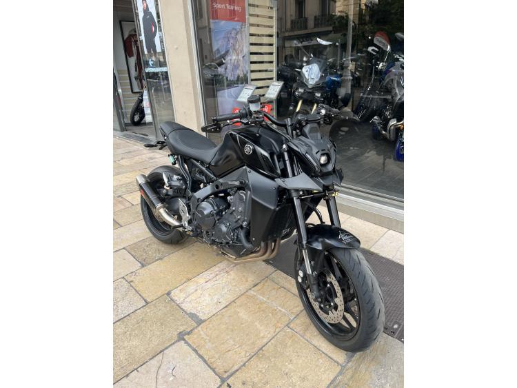 YAMAHA MT-09 2023 GARANTIE 1 AN 