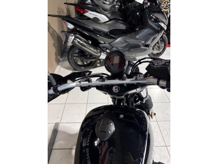 YAMAHA SCR 950
