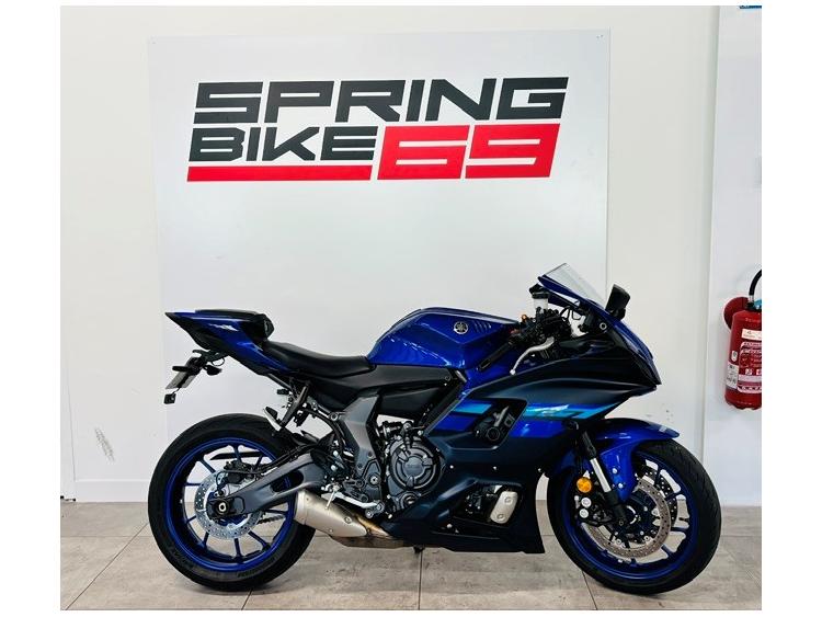 YAMAHA YZF-R7
