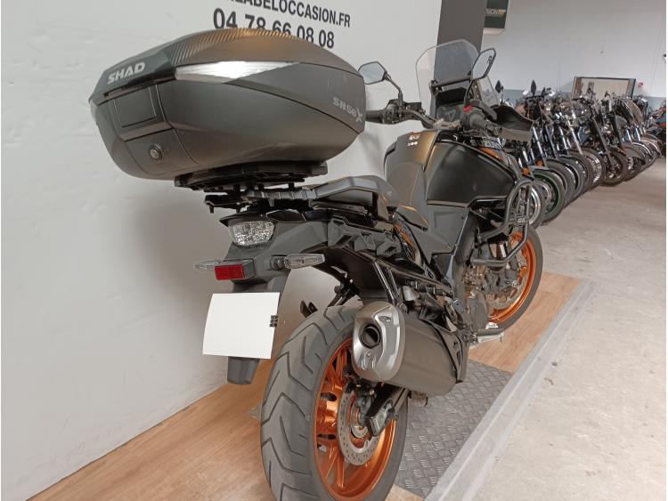 SUZUKI DL 1050 V-STROM 