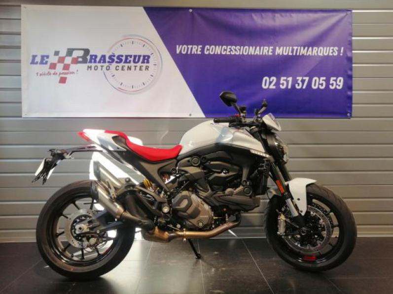 DUCATI MONSTER 937 +