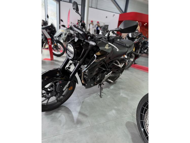 HONDA CB 125R