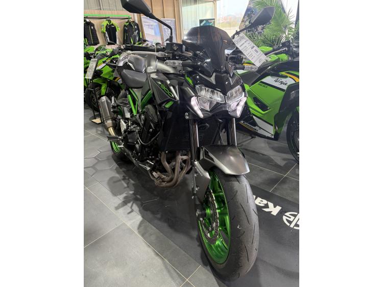 KAWASAKI Z 900